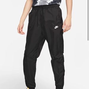 Nike Sportswear Windrunner